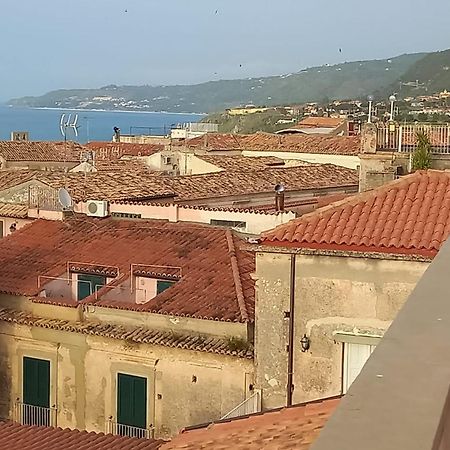 トロペーア Al Vecchio Castello Bed & Breakfast エクステリア 写真