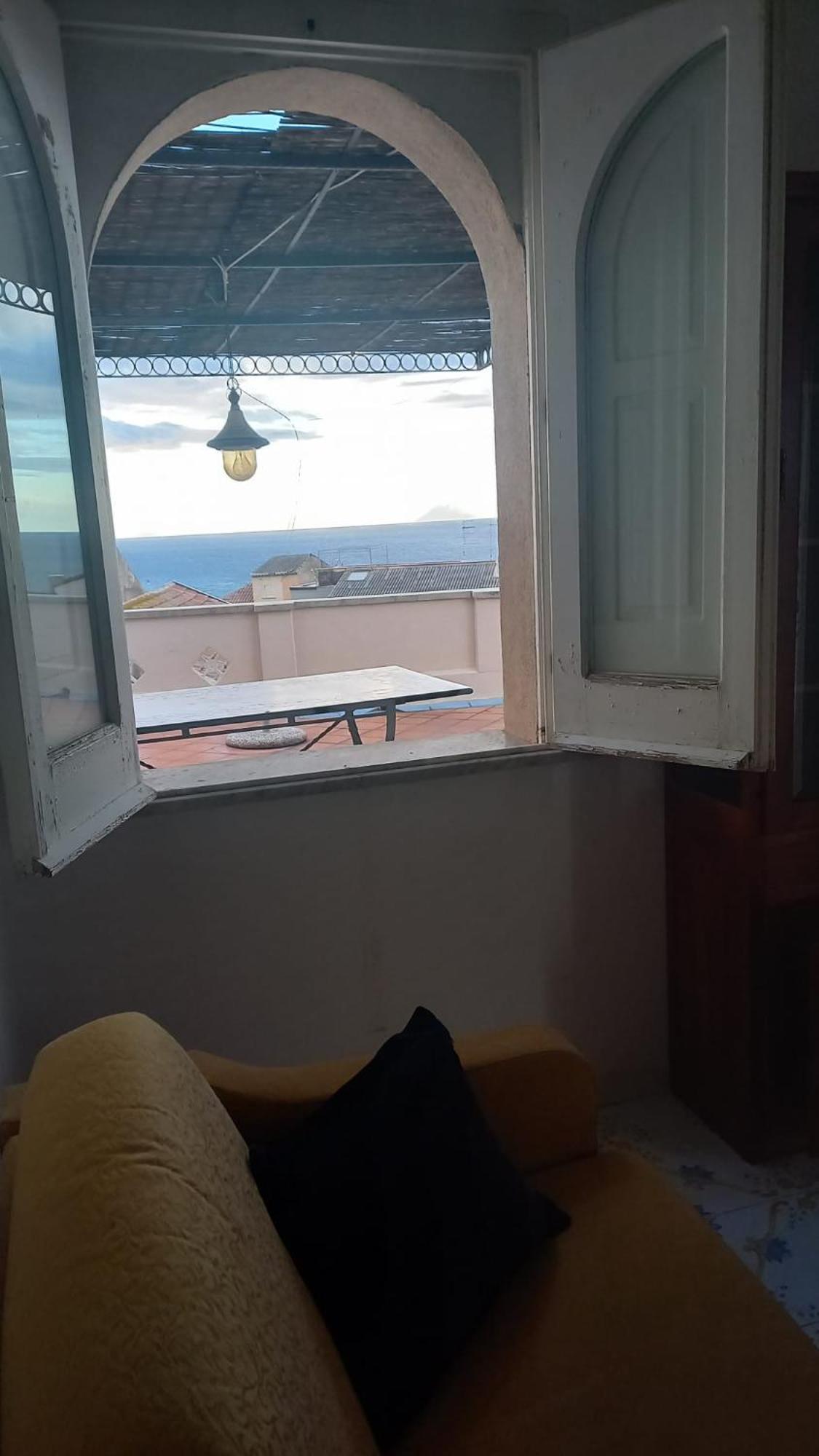 トロペーア Al Vecchio Castello Bed & Breakfast エクステリア 写真