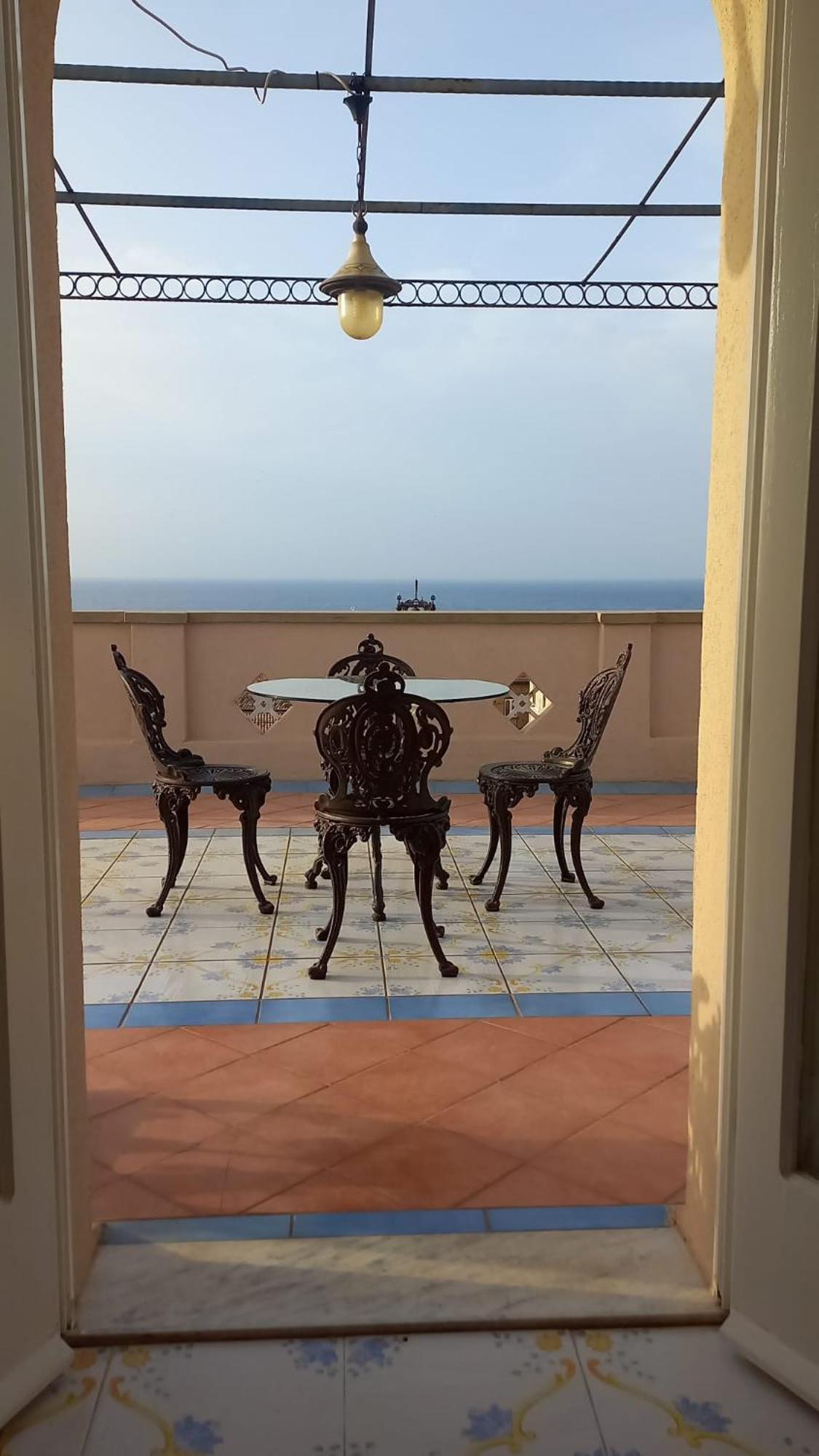 トロペーア Al Vecchio Castello Bed & Breakfast エクステリア 写真