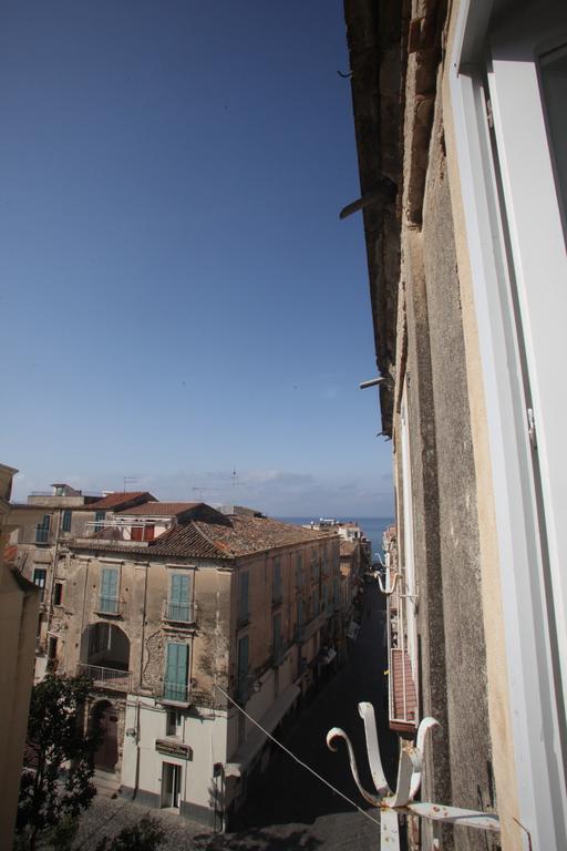 トロペーア Al Vecchio Castello Bed & Breakfast エクステリア 写真