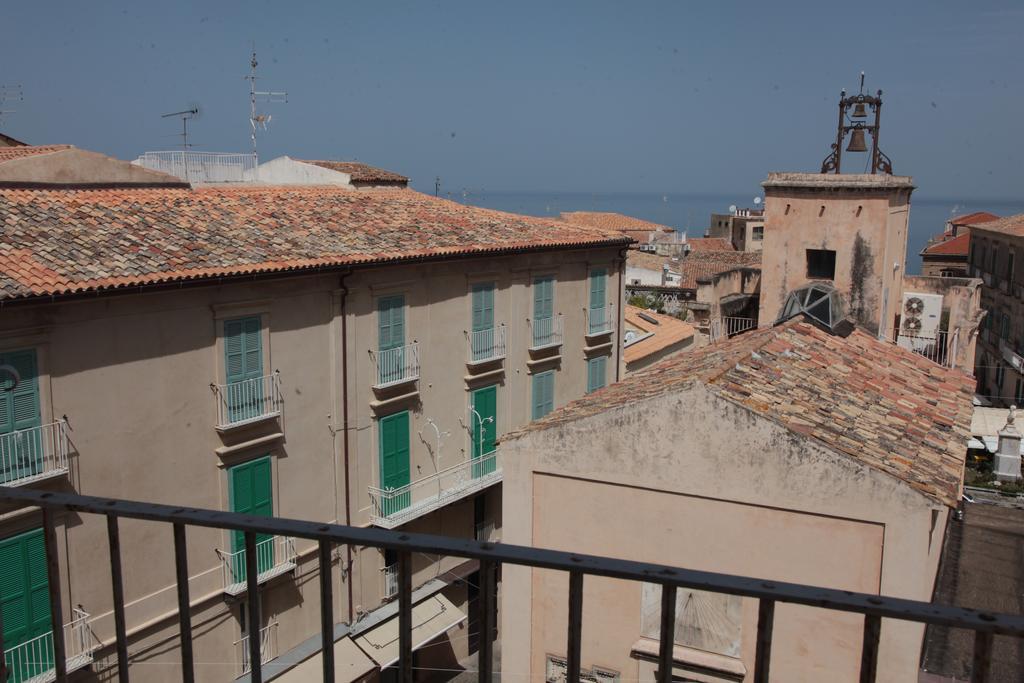 トロペーア Al Vecchio Castello Bed & Breakfast エクステリア 写真